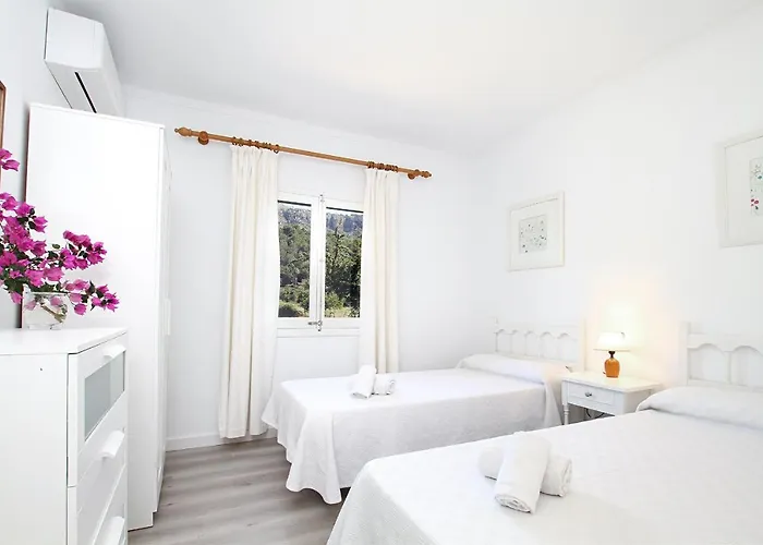 - 4074-79 Mallorca Dom wakacyjny